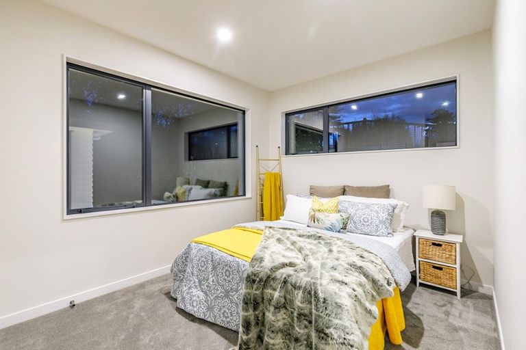 Photo of property in 9 Dida Park Drive, Kumeu, 0810