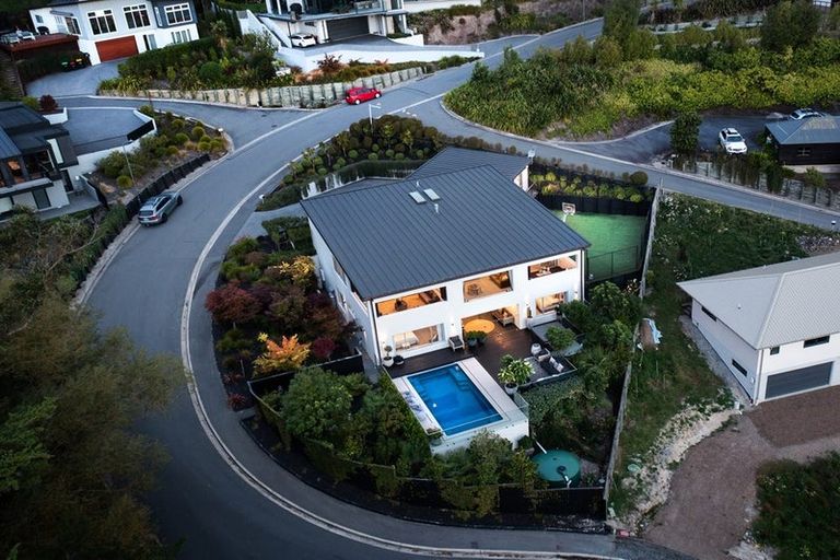 Photo of property in 39 Kiteroa Place, Cashmere, Christchurch, 8022