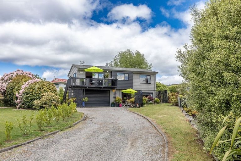 Photo of property in 10 Rowena Crescent, Motuoapa, Turangi, 3382