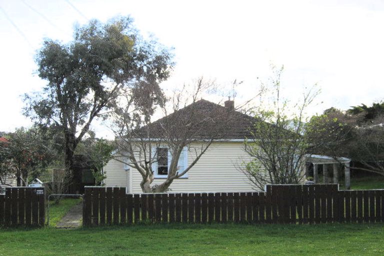 Photo of property in 4 Brooking Street, Tawhero, Whanganui, 4501