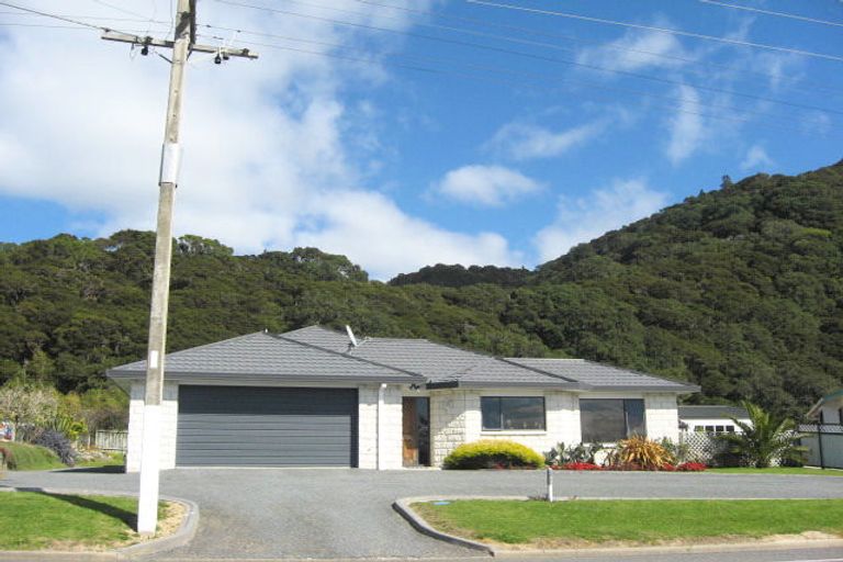 Photo of property in 35 Pakeha Street, Matata, Whakatane, 3194