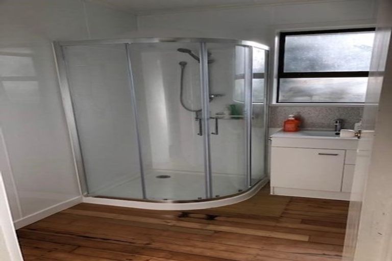 Photo of property in 9 Waiana Avenue, Mangere Bridge, Auckland, 2022