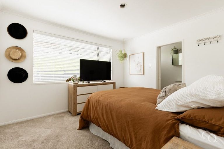 Photo of property in 70 Hinewa Road, Otumoetai, Tauranga, 3110