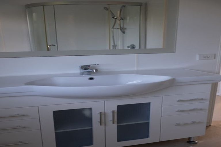 Photo of property in 12b Whenua View, Titahi Bay, Porirua, 5022