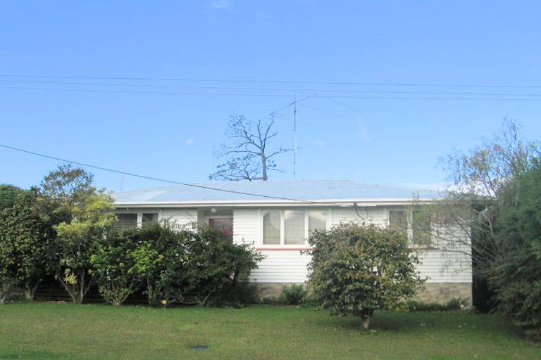 Photo of property in 28 Chorley Avenue, Massey, Auckland, 0614