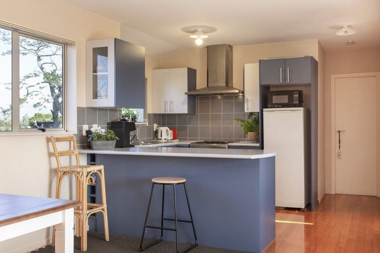 Photo of property in 37 Te Pua School Road, Helensville, 0875