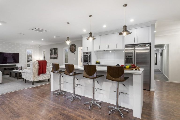 Photo of property in 28 Pacific Park Way, Papamoa Beach, Papamoa, 3118