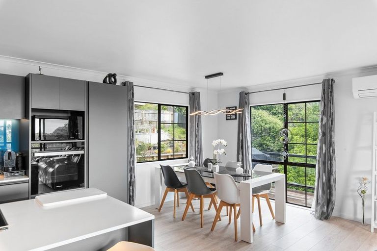 Photo of property in 4 Pine Ridge Terrace, Waikanae Beach, Waikanae, 5036