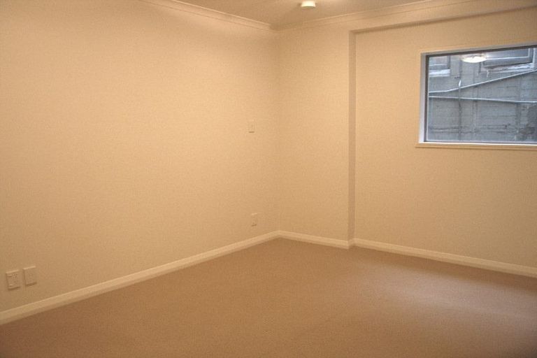 Photo of property in Monvie Apartments, 209/15 Holland Street, Te Aro, Wellington, 6011