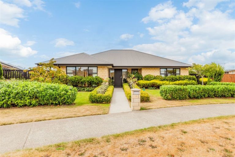 Photo of property in 8 Murfitt Street, Pegasus, 7612