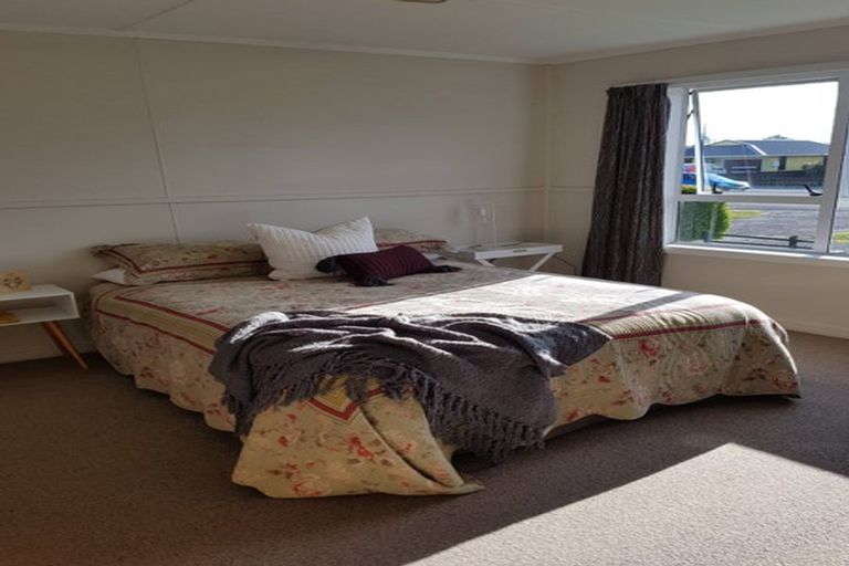 Photo of property in 150 Queen Street, Westport, 7825