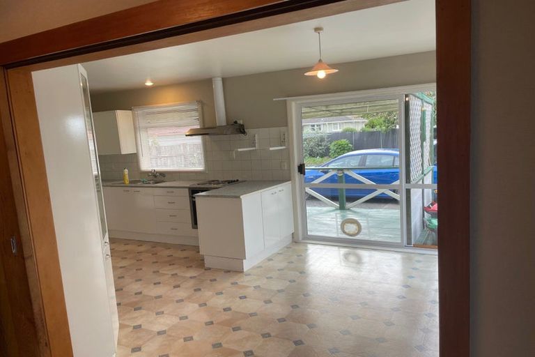 Photo of property in 67 Appleby Crescent, Burnside, Christchurch, 8053