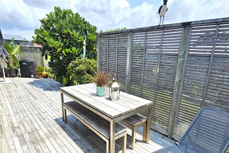 Photo of property in 162 Kowhai Avenue, Matarangi, Whitianga, 3592