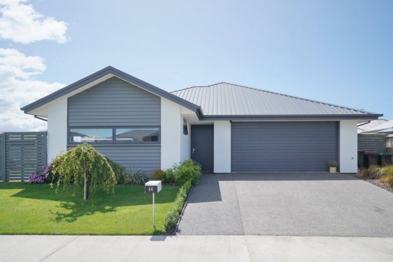 Photo of property in 64 Sutherland Drive, Kaiapoi, 7630