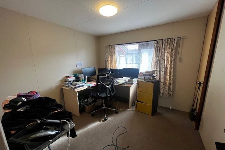 Photo of property in 2/20 Ocean View Road, Northcote, Auckland, 0627
