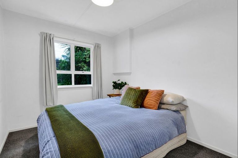 Photo of property in 66 Huatoki Street, Vogeltown, New Plymouth, 4310