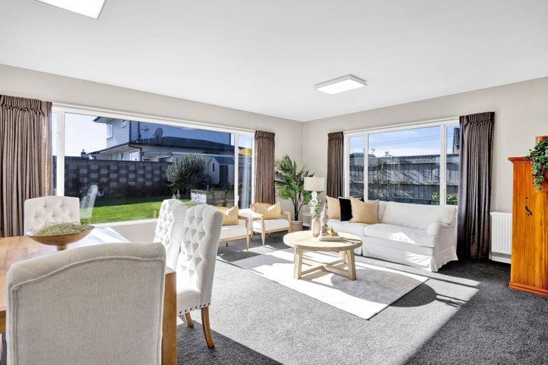 Photo of property in 4 Nikau Place, Hawera, 4610