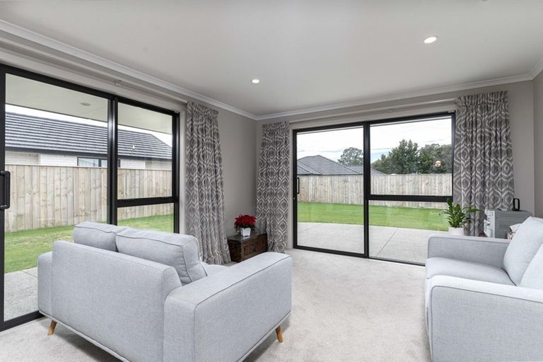 Photo of property in 14 Mitre Way, Solway, Masterton, 5810