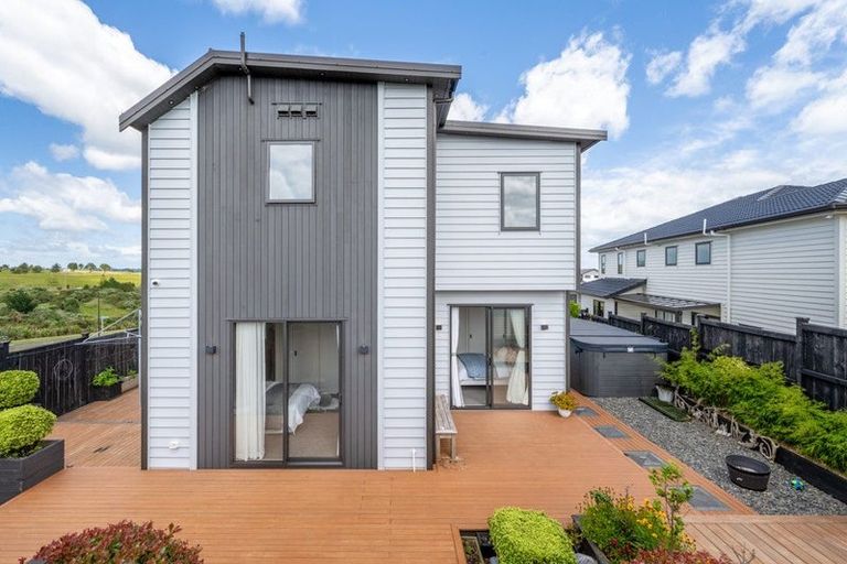 Photo of property in 4 Hapukupuku Avenue, Beachlands, Auckland, 2018