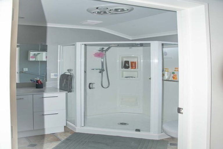 Photo of property in 395 Mcclure Street, Pirongia, 3802