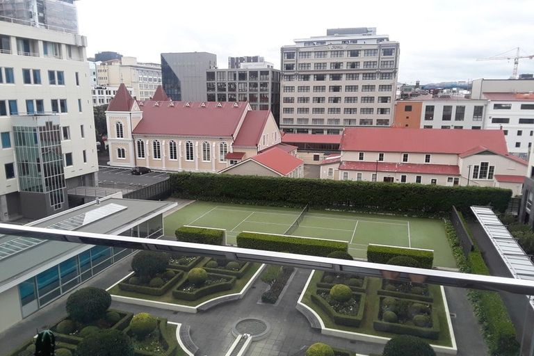 Photo of property in Sanctum Apartment, 10 Ebor Street, Te Aro, Wellington, 6011