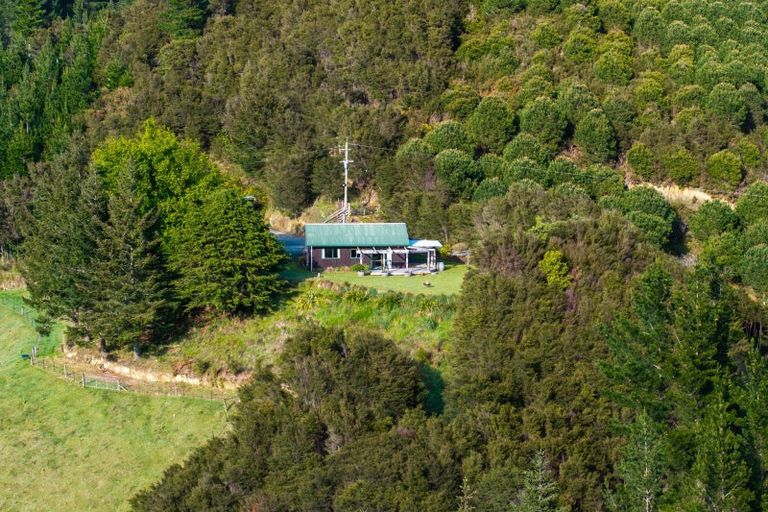 Photo of property in 675 Waikakaho Road, Tuamarina, Blenheim, 7273
