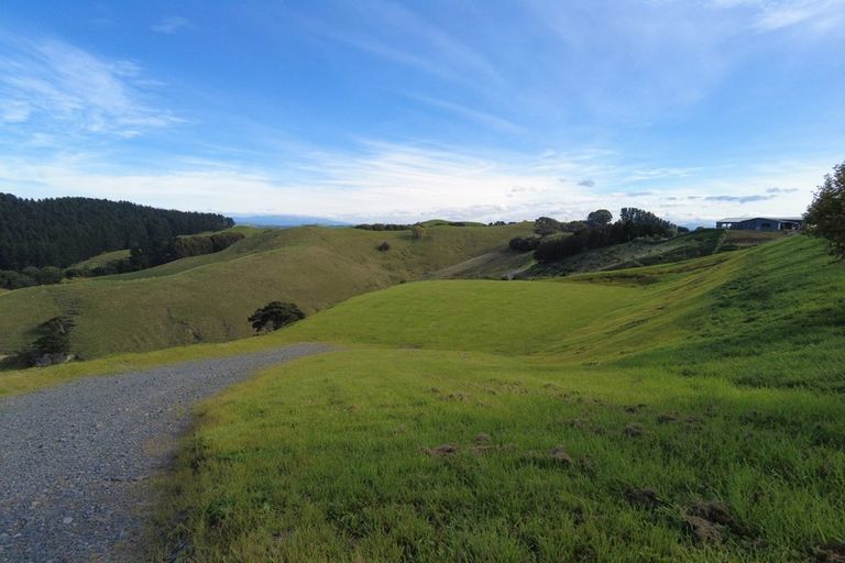 Photo of property in 18 Te Roera Drive, Taradale, Napier, 4112