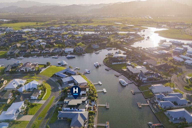 Photo of property in 43 Aquila Drive, Whitianga, 3510