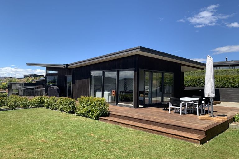 Photo of property in 3 Ruby Ridge, Wanaka, 9305