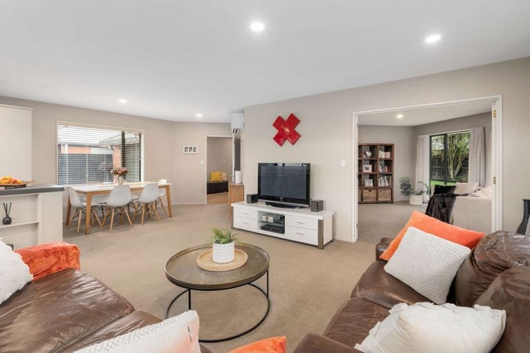 Photo of property in 17 Empress Place, Halswell, Christchurch, 8025