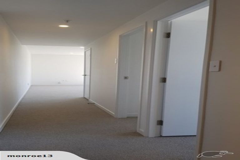 Photo of property in Alpha Apartments, 503/4 Elizabeth Street, Mount Victoria, Wellington, 6011