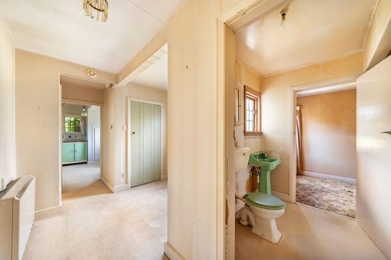 Photo of property in 29 Barton Road, Heretaunga, Upper Hutt, 5018