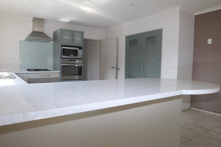 Photo of property in 9 Cabernet Close, Paraparaumu, 5032