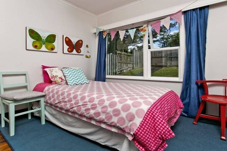 Photo of property in 13 Bruce Road, Glenfield, Auckland, 0629