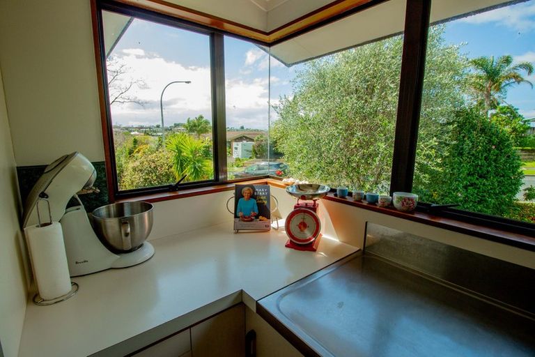 Photo of property in 18 Margaret Drive, Omokoroa, 3114