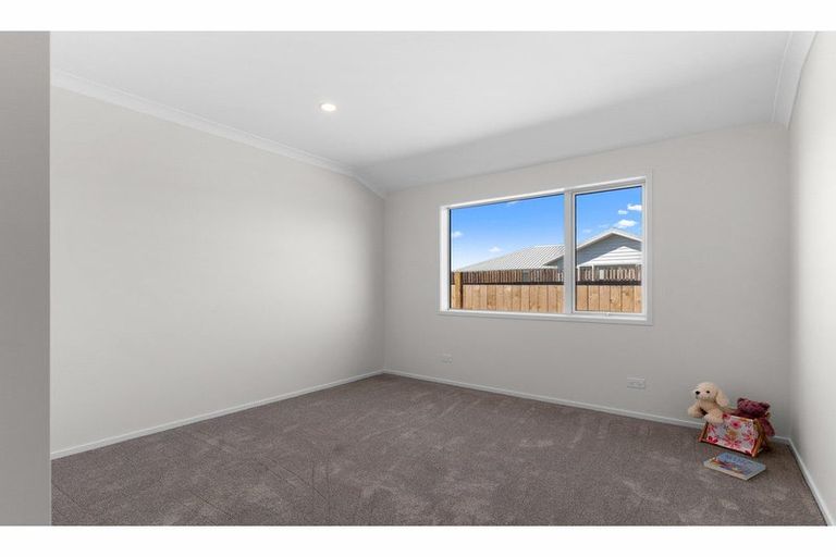 Photo of property in 37 Weka Street, Mangawhai, 0505