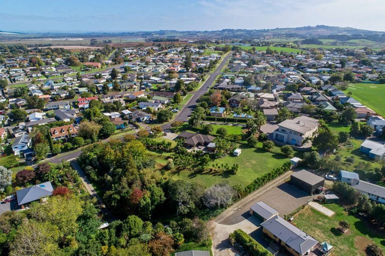 Photo of property in 21 Kowhai Street, Tuakau, 2121