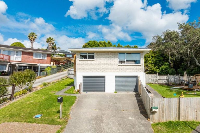 Photo of property in 2/30 Kathleen Street, Totara Vale, Auckland, 0627