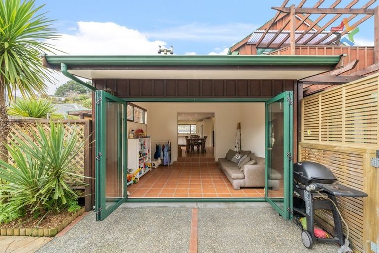 Photo of property in 20 Mccarthy Grove, Clouston Park, Upper Hutt, 5018