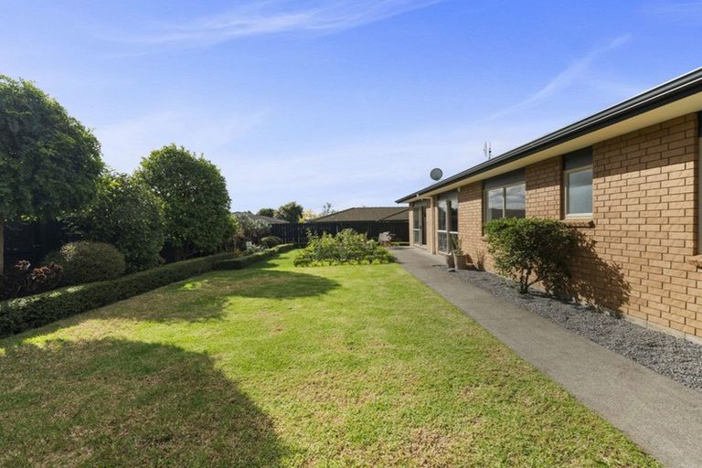 Photo of property in 47 Crawford Avenue, Mangere Bridge, Auckland, 2022