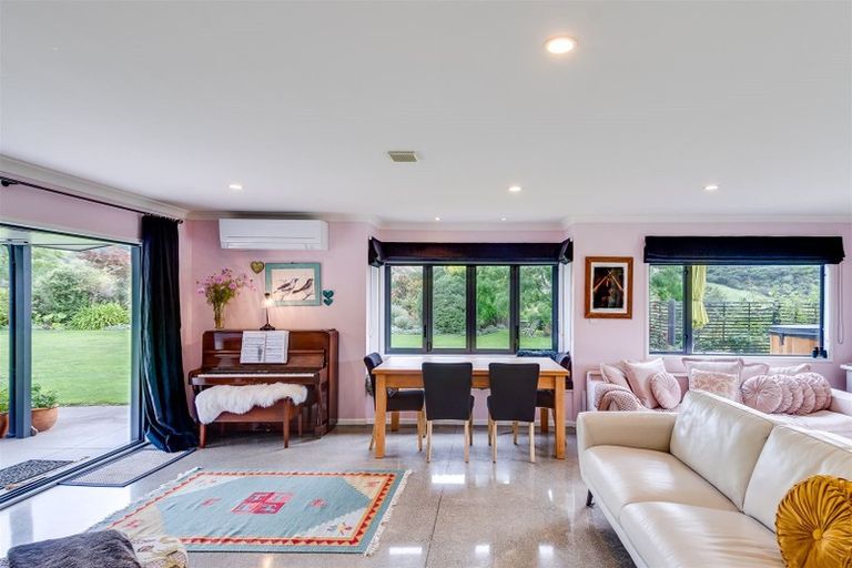 Photo of property in 813 Seafield Road, Puketapu, Napier, 4182