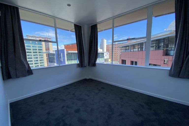 Photo of property in Terrace Tower Apartments, 12b/126 The Terrace, Wellington Central, Wellington, 6011