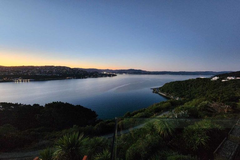 Photo of property in 43 Kaikoura Street, Maupuia, Wellington, 6022