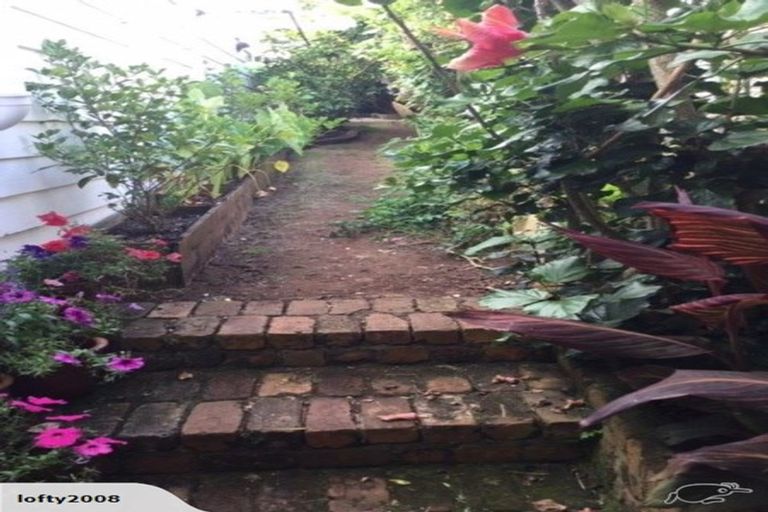 Photo of property in 8 Cracroft Street, Devonport, Auckland, 0624