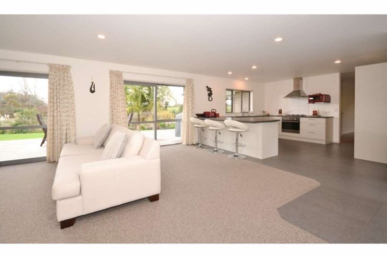 Photo of property in 15 Urutawa Drive, Kerikeri, 0230