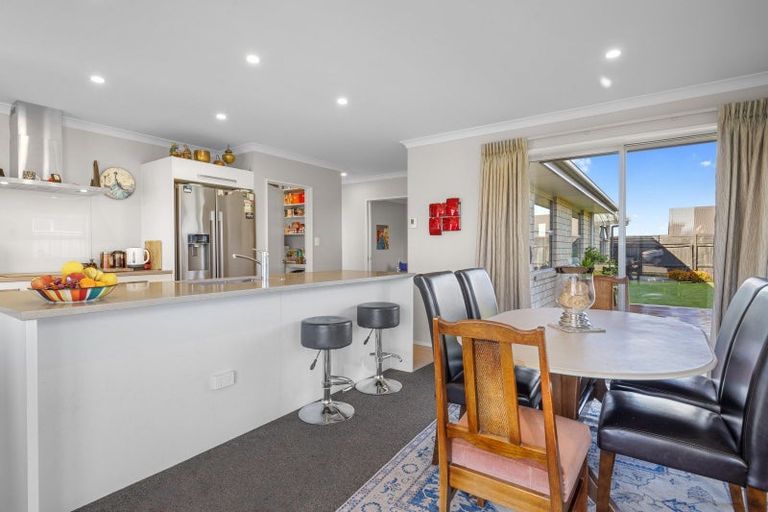 Photo of property in 65 Kippenberger Avenue, Rangiora, 7400