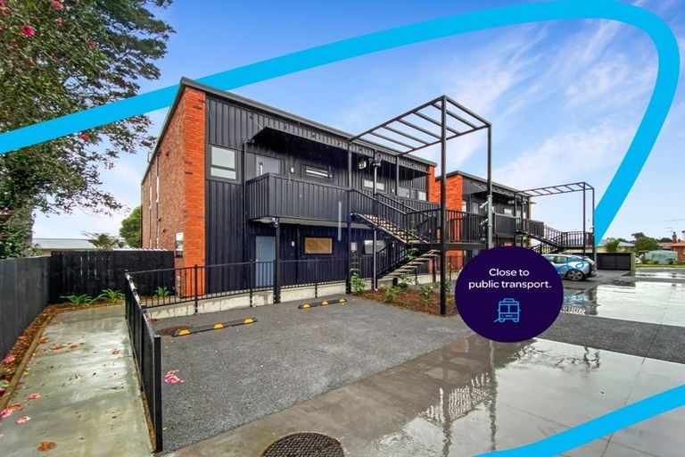 Photo of property in 5 Whakarato Way, Takanini, 2112