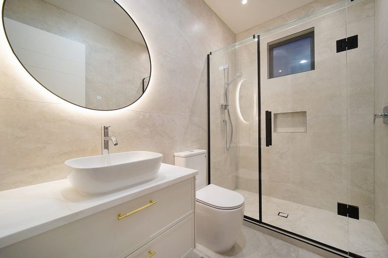 Photo of property in 23 Puihi Crescent, Massey, 0614
