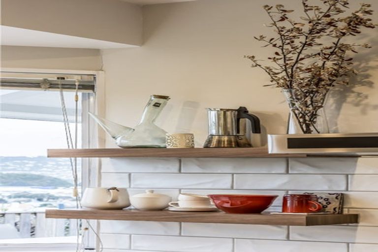 Photo of property in 11 Madison Place, Miramar, Wellington, 6022