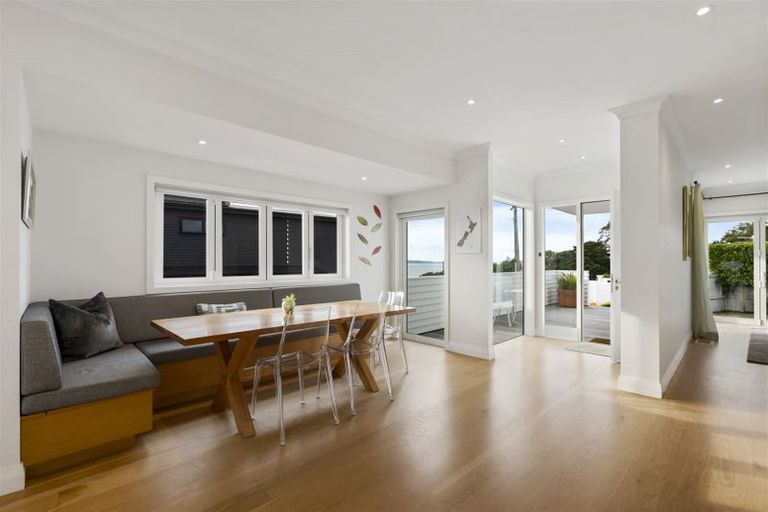 Photo of property in 136 Mellons Bay Road, Mellons Bay, Auckland, 2014